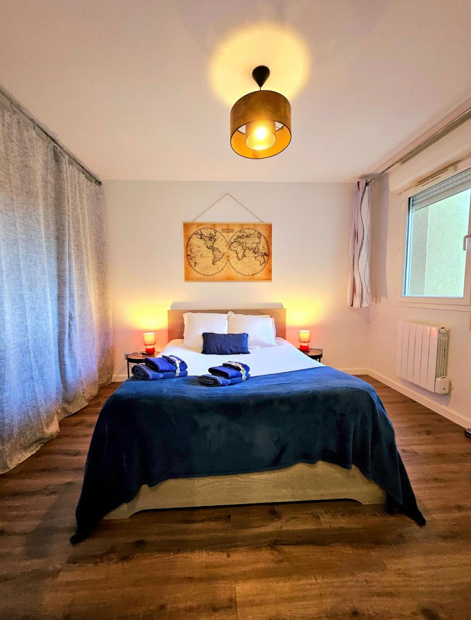 Appartement Residentiel Avec Parking/Proche Centre アングレーム エクステリア 写真